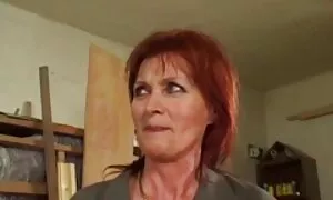 Caprice se fait masser (vidéo pleine longueur!) filme romanesti gratis