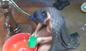 2 BLONDES CLASSIQUES porno gratuite hd DANS UN BAIN